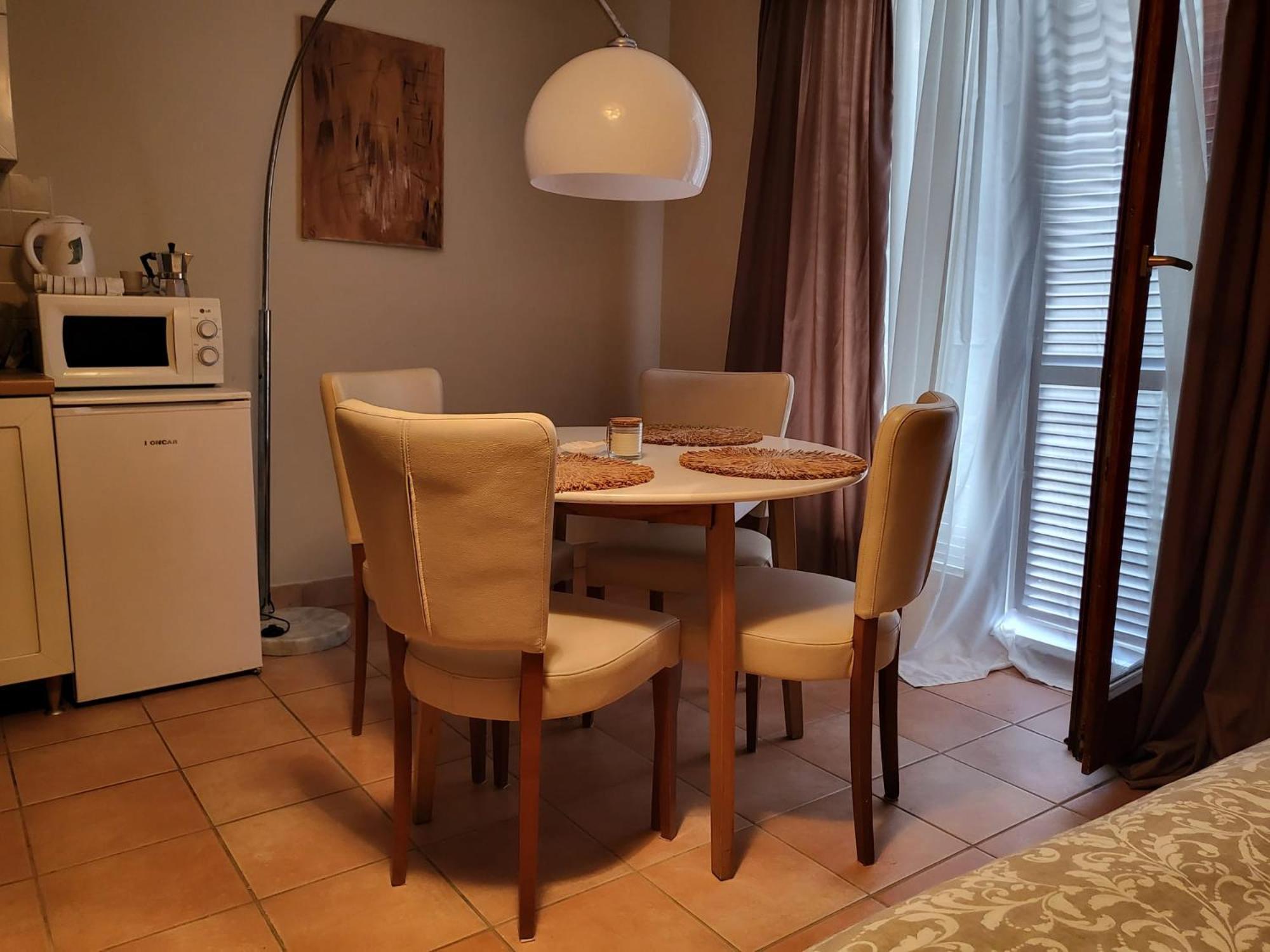 Apartments Grgic Njivice Eksteriør billede